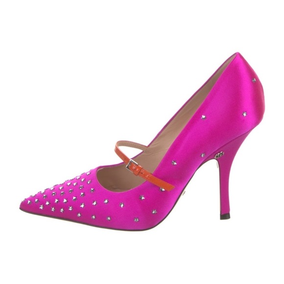 Gucci Satin Embellished Pumps